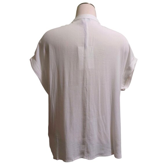 NWT Voy White Rayon Short Sleeve Blouse With Pockets & Mandarin Collar~SMALL - Picture 4 of 8